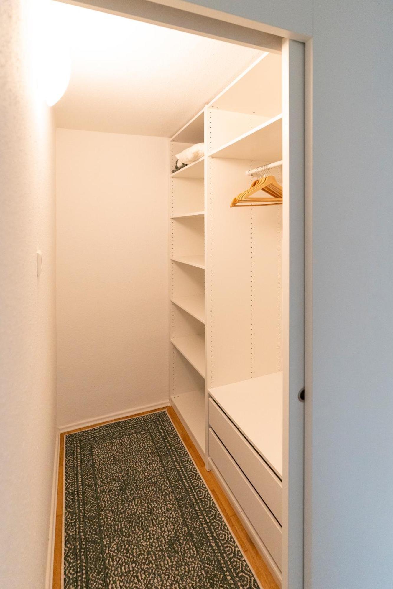 Meerjungfrau - W14, Zentral In Bahnhofsnaehe, Kueche Apartment